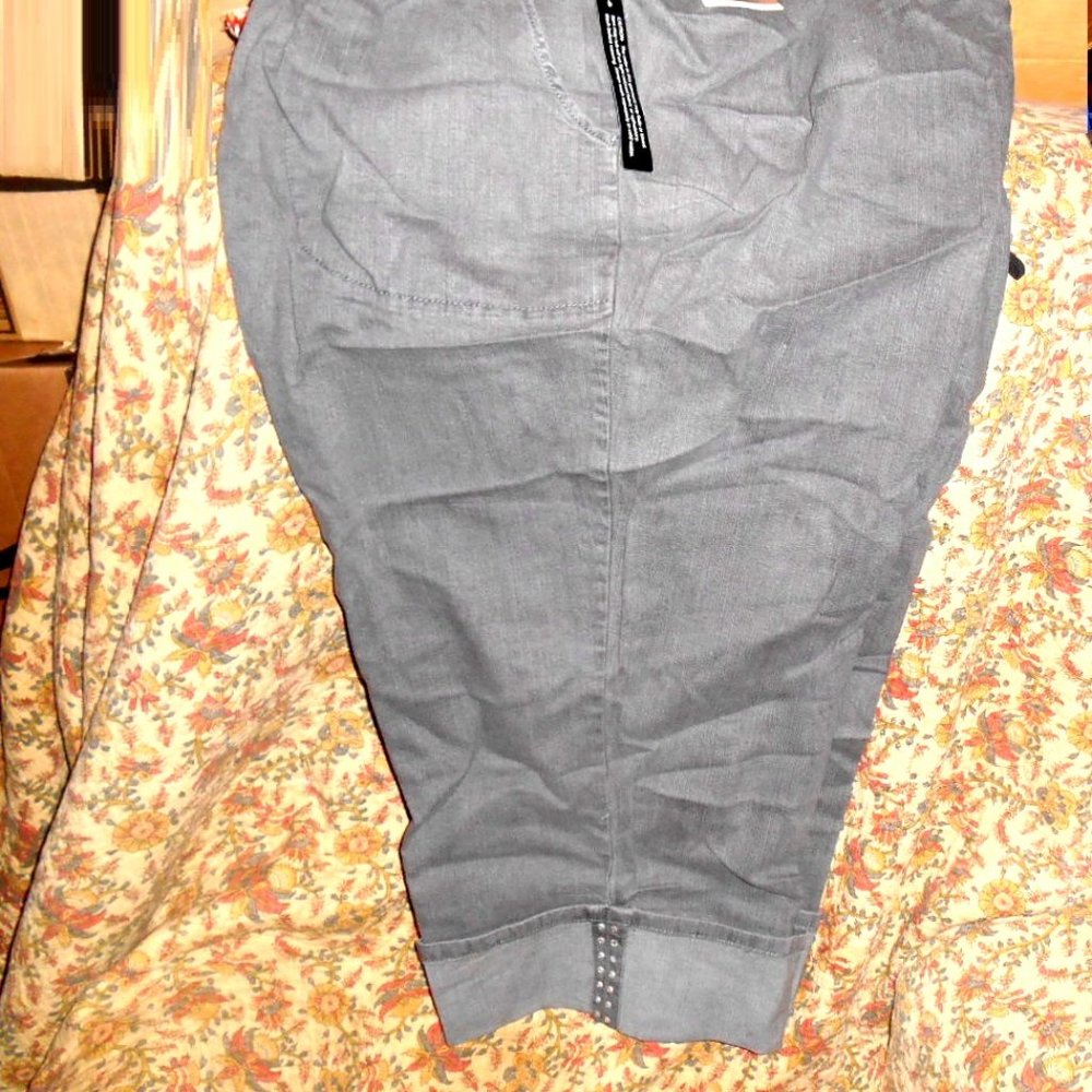 ladys short pants